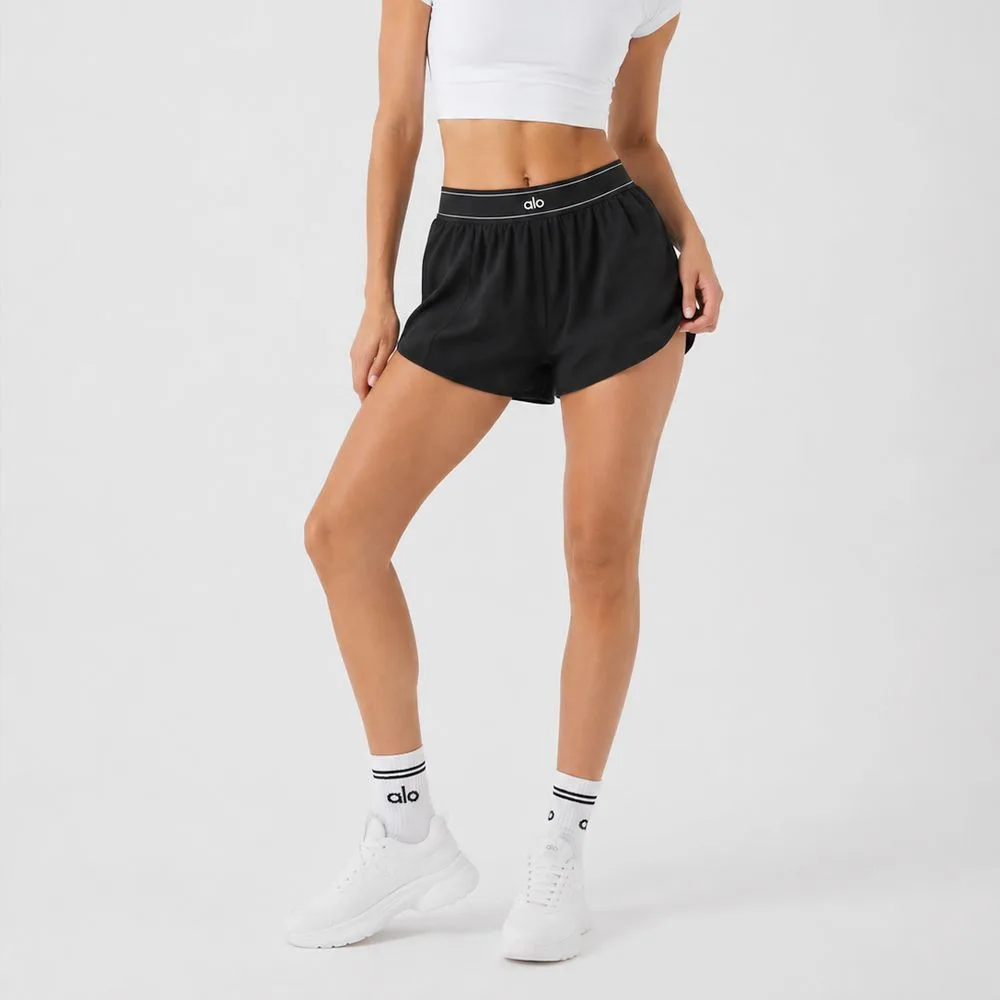 Alo Yoga 알로 ALO 매치 포인트 여성 반바지 썸네일 4